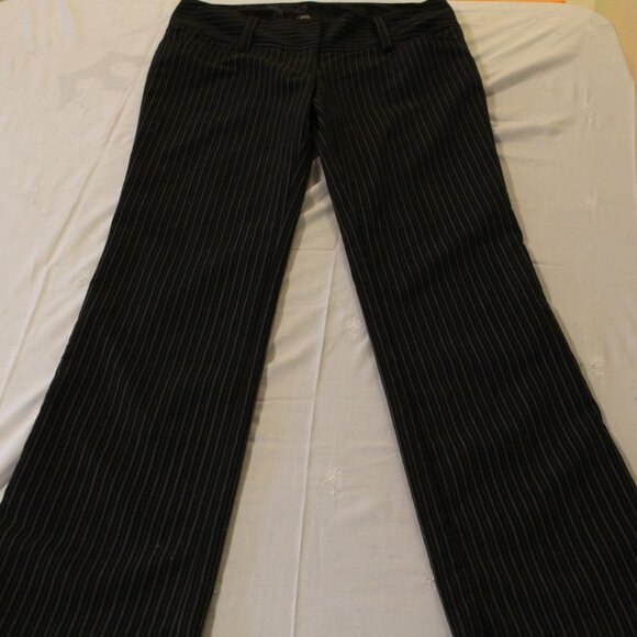 Dress Pants  -002 - Picture 1 of 3